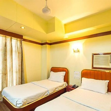 President Hotel Guwahati Luaran gambar